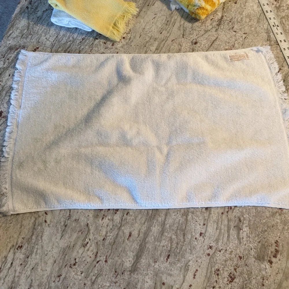 Six Vintage Utica J.P. Stevens White W/ Gold Yellow Floral Towels Fringe Cotton